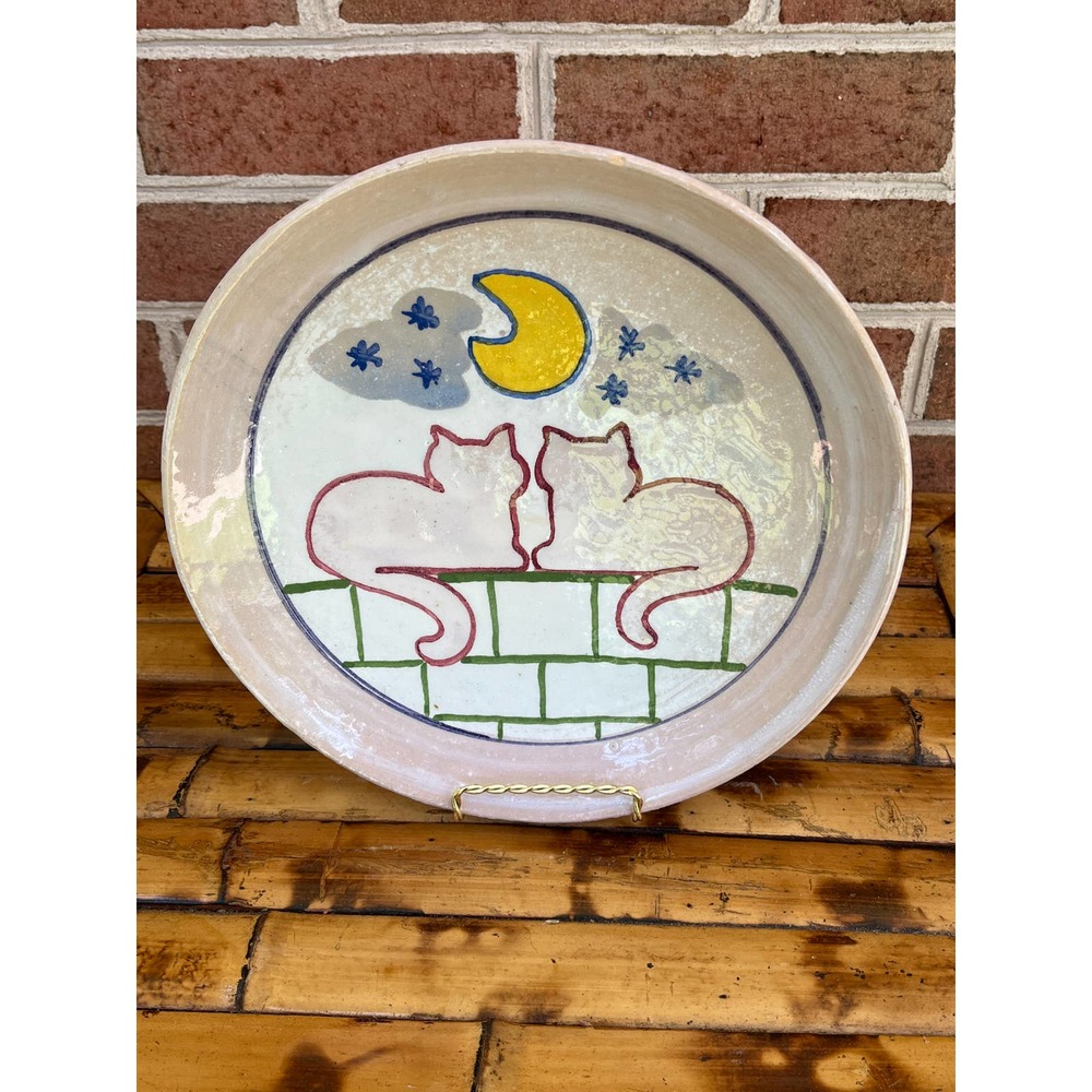 CATS Wall Plaque Hand -Painted Glazed Unmarked Art Pottery w/ Hanger